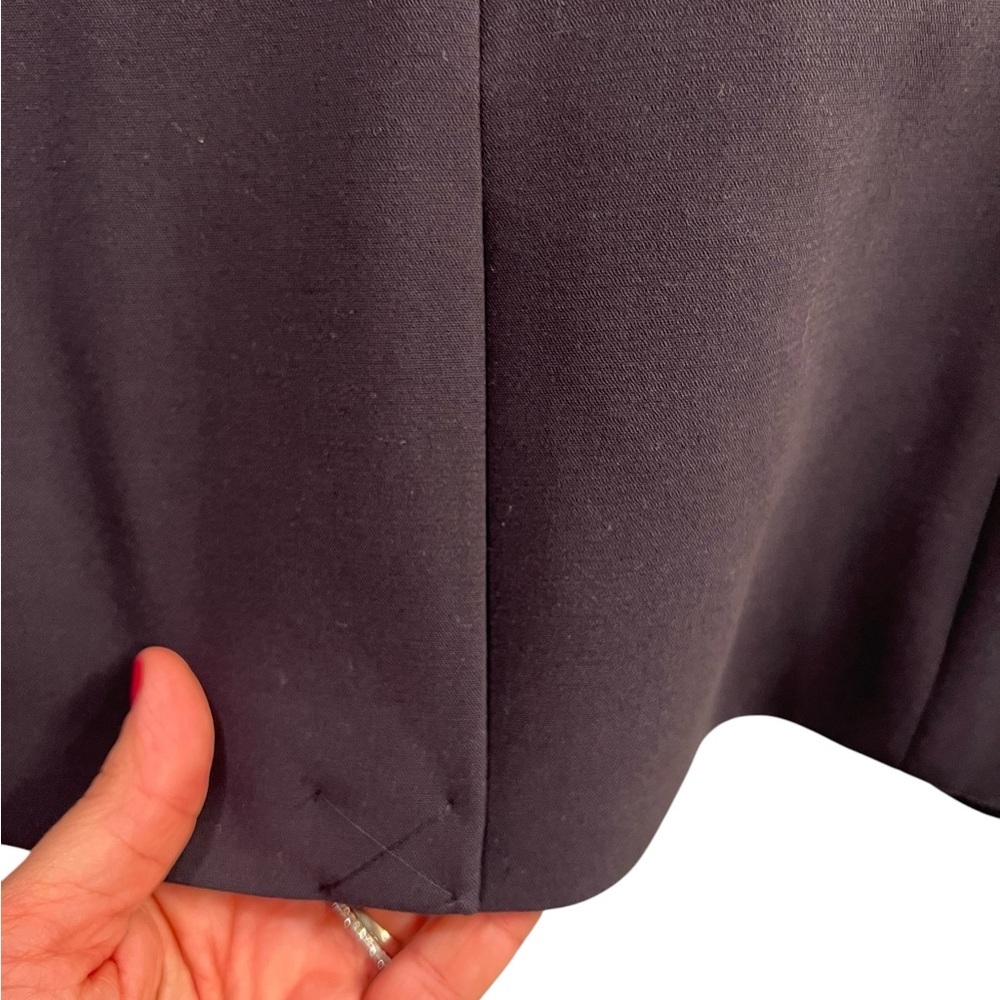 LTD Women’s Size 8 Single Button Navy Blue Blazer, Office - Picture 8 of 11